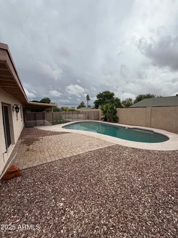 $2,750 | 4353 East Pearce Road, Phoenix, AZ 85044