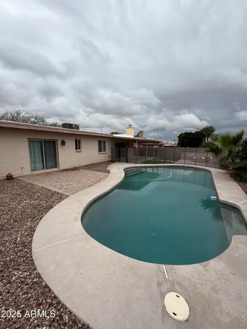 $2,750 | 4353 East Pearce Road, Phoenix, AZ 85044