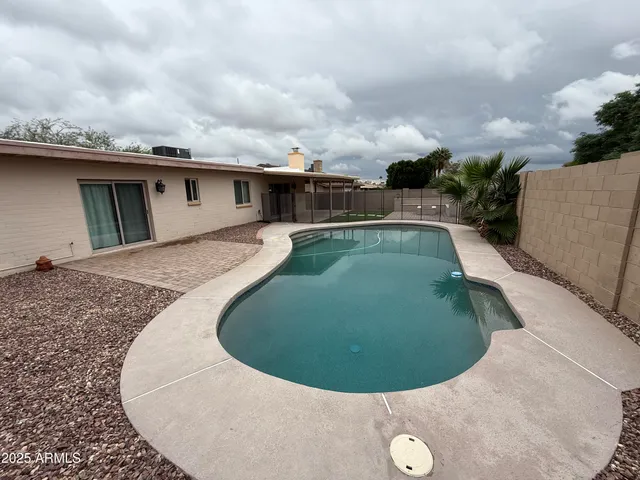 $2,750 | 4353 East Pearce Road, Phoenix, AZ 85044