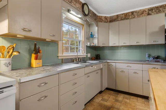 $344,900 | 758 Highway 3, Columbia, NH 03590