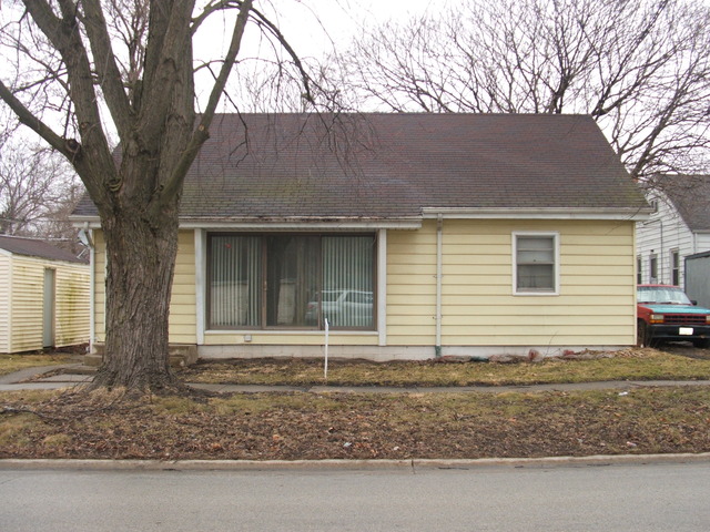 1489 East River Street Kankakee, IL 60901 - Photo 1 of 3