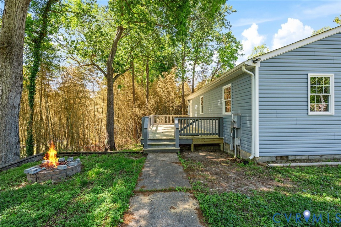 6701 Lakemont Road Quinton, VA 23141 - Photo 9 of 44