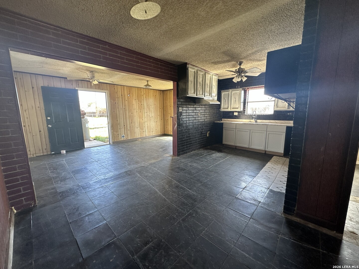 237 Kelly Street Poteet, TX 78065 - Photo 12 of 15