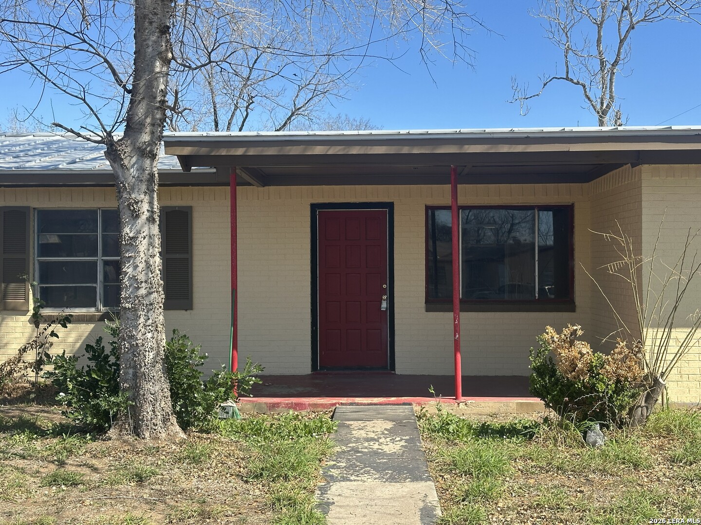 237 Kelly Street Poteet, TX 78065 - Photo 2 of 15