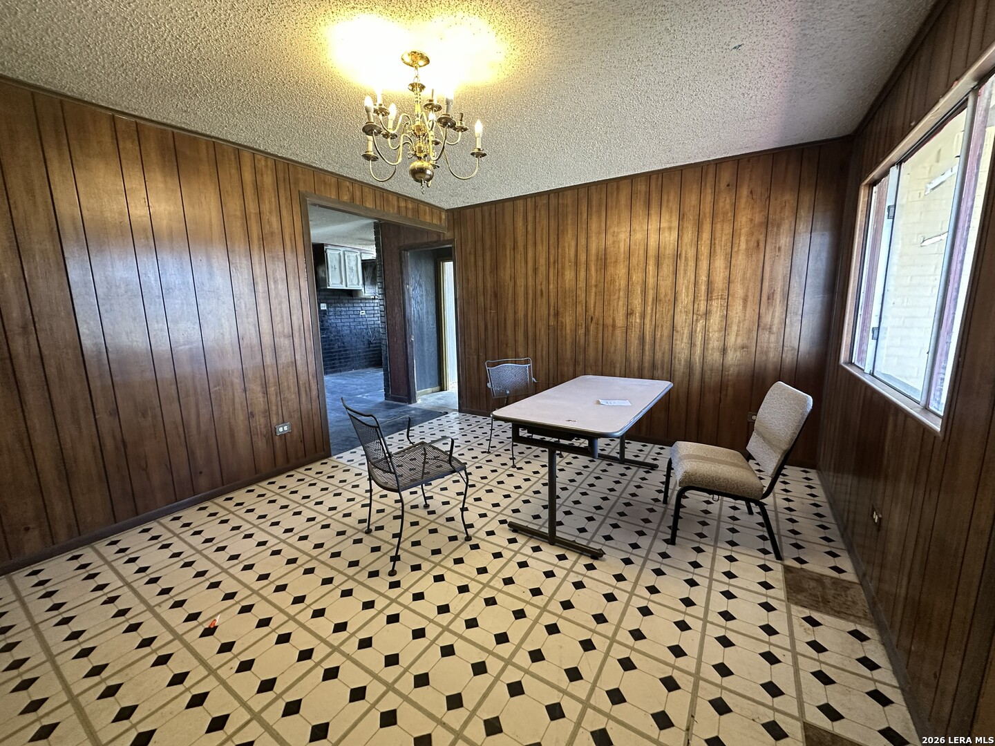 237 Kelly Street Poteet, TX 78065 - Photo 4 of 15