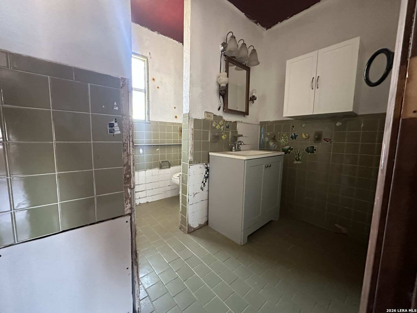 237 Kelly Street Poteet, TX 78065 - Photo 7 of 15