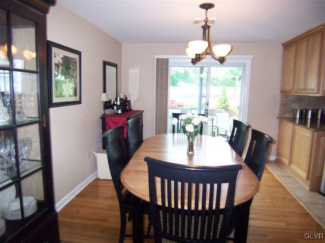 1624 Clearview Road Coplay, PA 18037 - Photo 4 of 14 Gallery Image 4