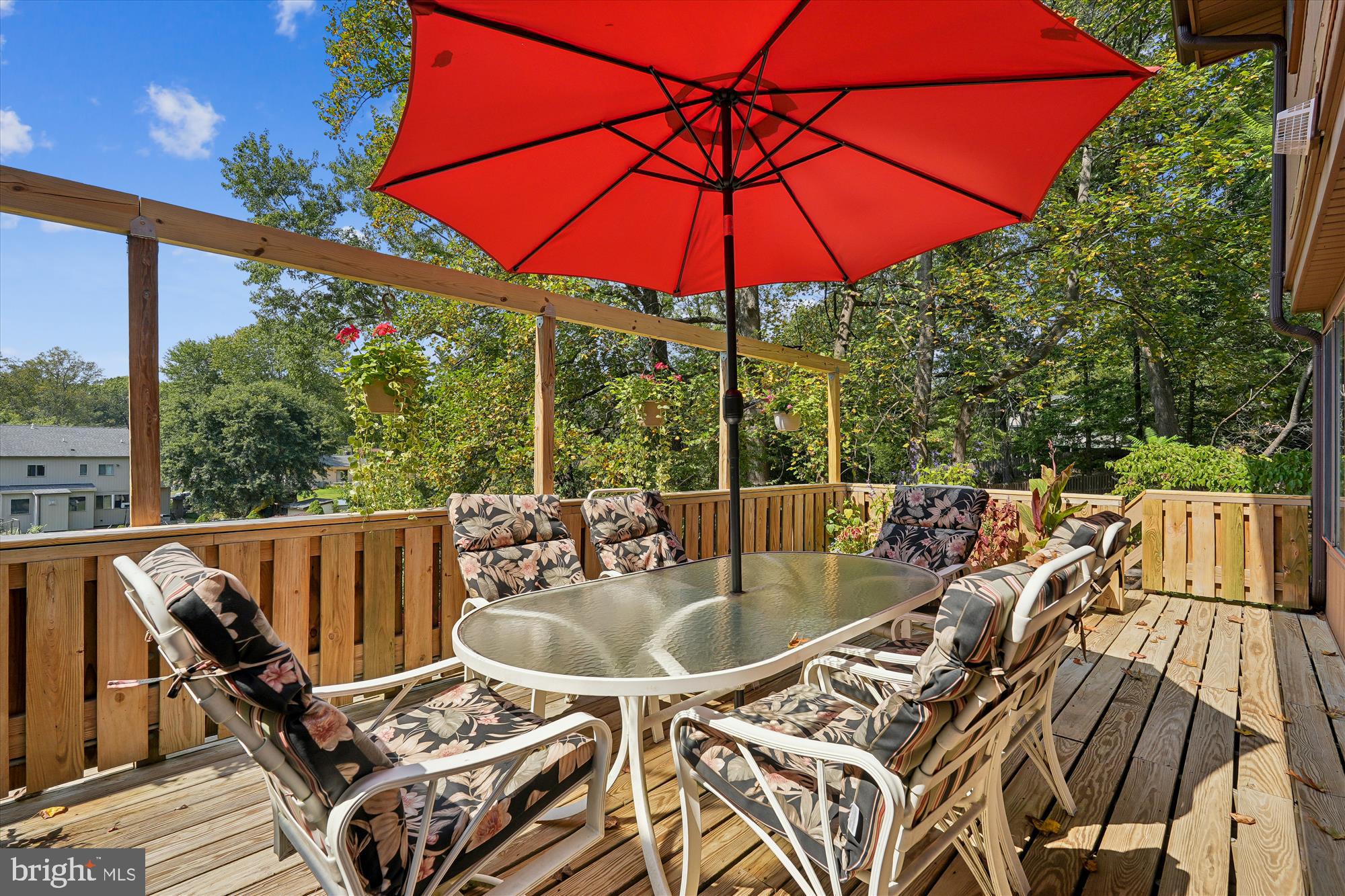 14908 Chestnut Ridge Court North Potomac, MD 20878 - Photo 39 of 68 Deck