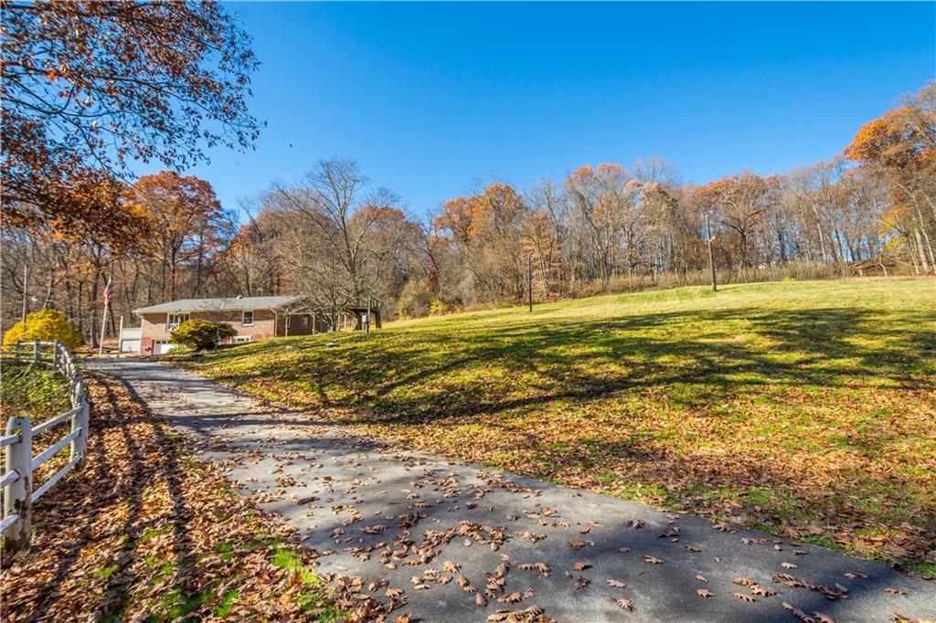 120 Hunt Road Sewickley, PA 15143 - Photo 4 of 19 Gallery Image 4