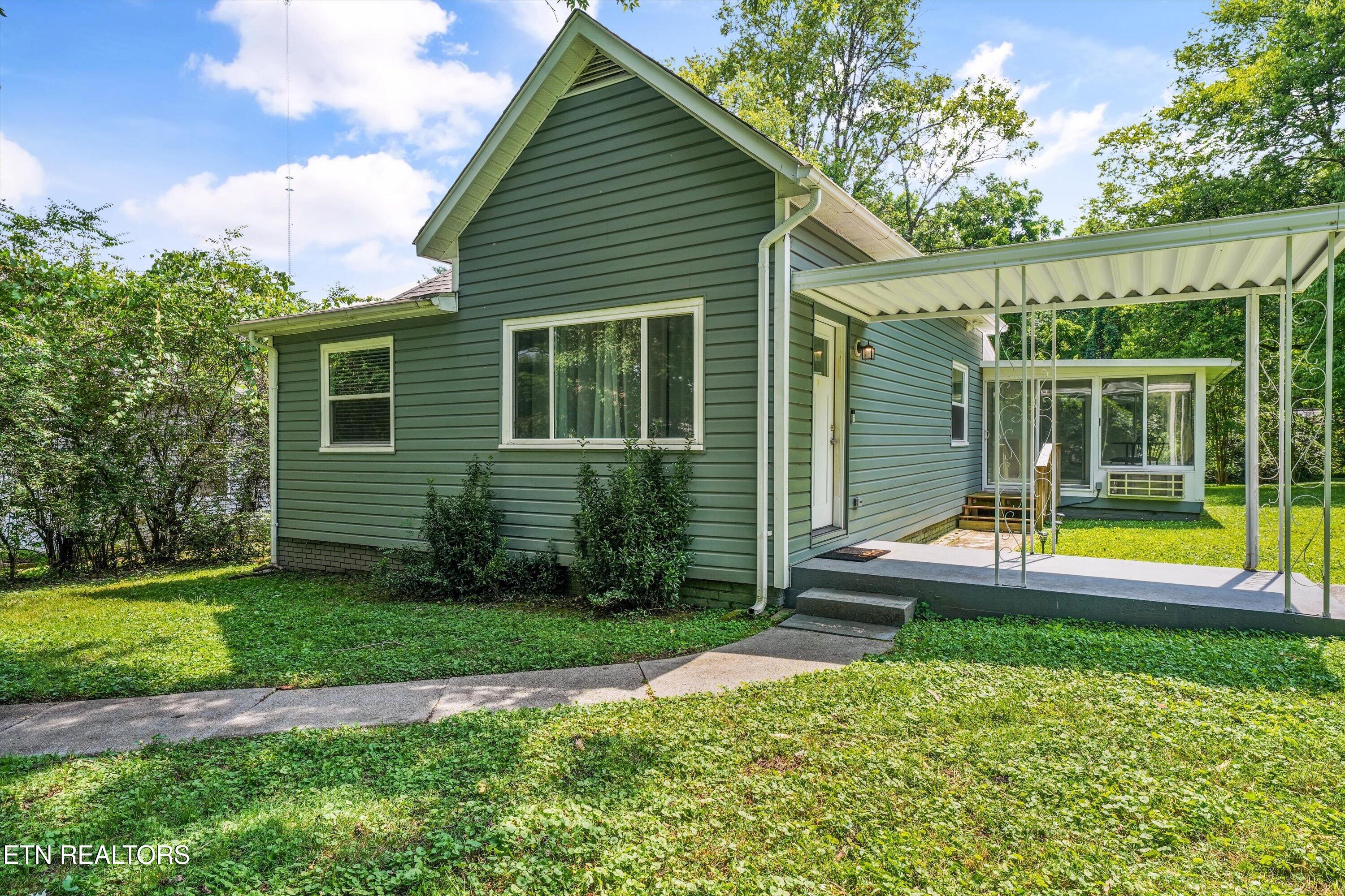 4201 Coster Road Knoxville, TN 37912 - Photo 1 of 32 05-4201 Coster Rd 28