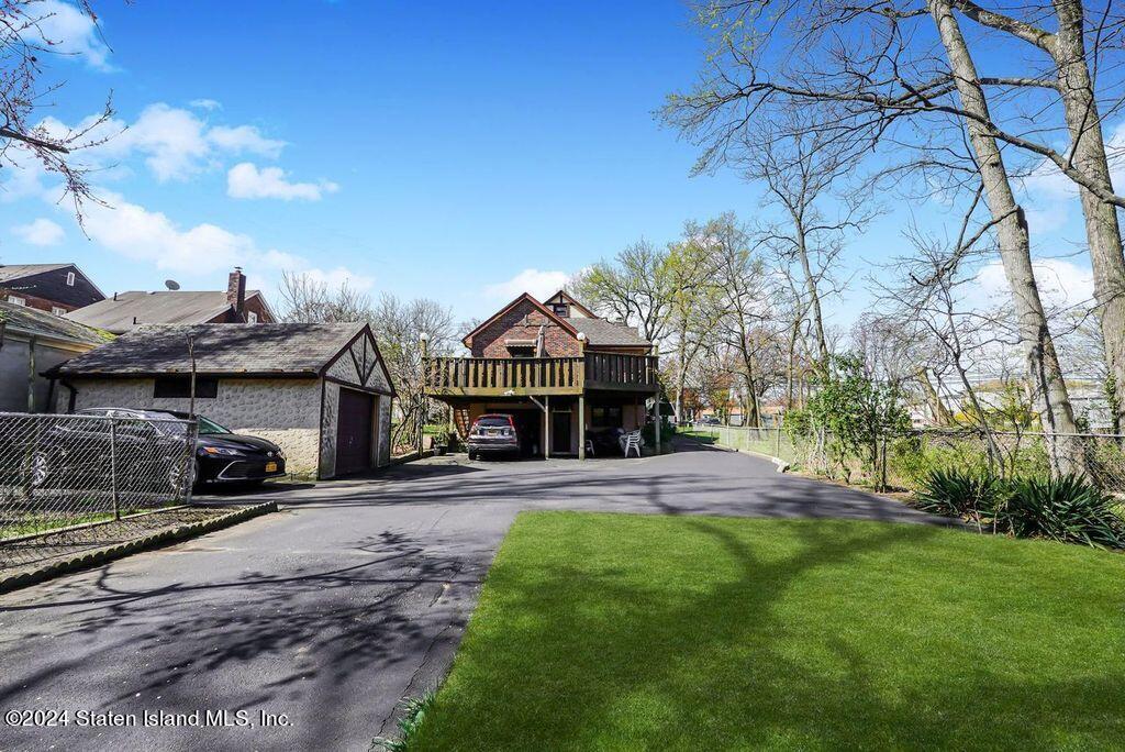 65 Nelson Avenue Staten Island, NY 10308 - Photo 26 of 33 NELSON YARD 2