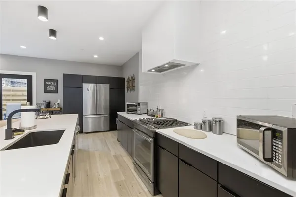 $5,900 | 240 Jefferson Street, Pittsburgh, PA 15212