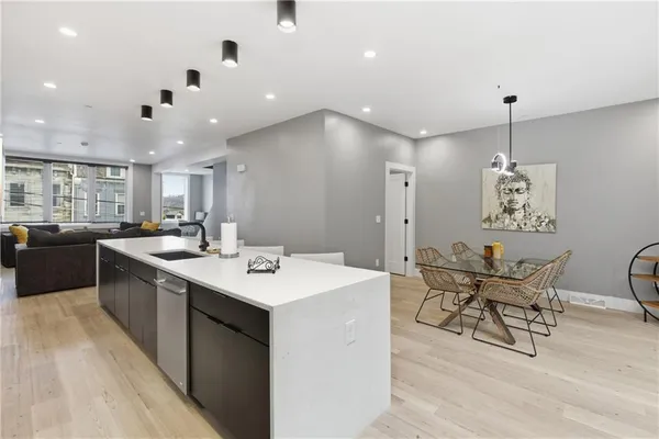 $5,900 | 240 Jefferson Street, Pittsburgh, PA 15212