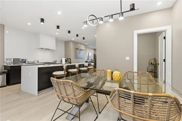 $5,900 | 240 Jefferson Street, Pittsburgh, PA 15212