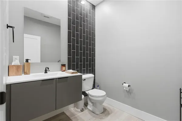 $5,900 | 240 Jefferson Street, Pittsburgh, PA 15212