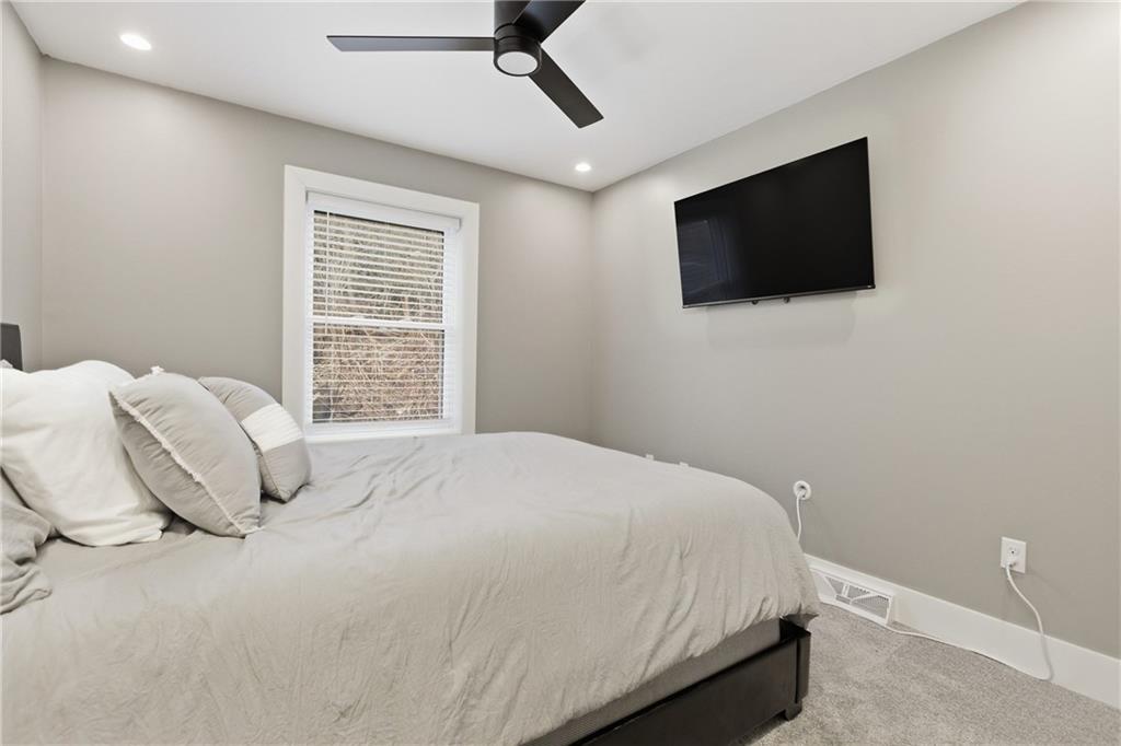 240 Jefferson Street Pittsburgh, PA 15212 - Photo 32 of 50