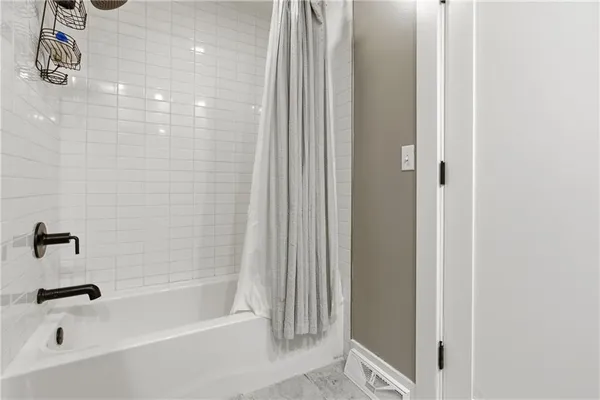 $5,900 | 240 Jefferson Street, Pittsburgh, PA 15212