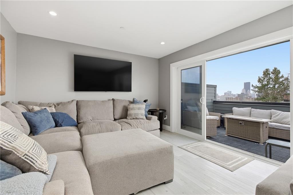 240 Jefferson Street Pittsburgh, PA 15212 - Photo 38 of 50 4TH FLOOR