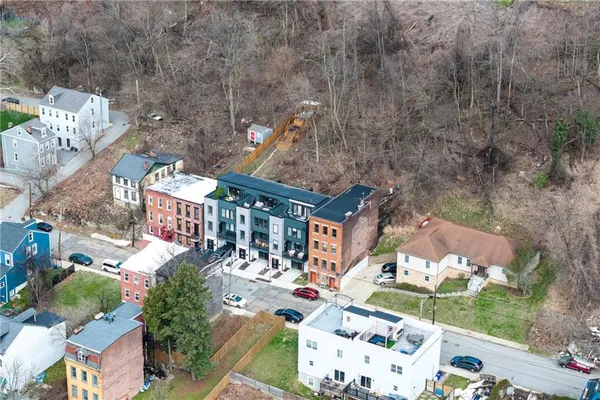 $5,900 | 240 Jefferson Street, Pittsburgh, PA 15212