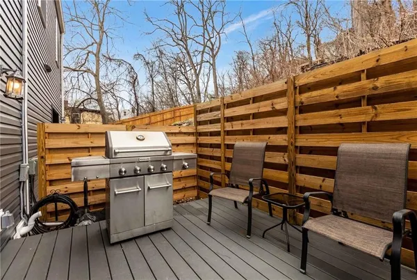 $5,900 | 240 Jefferson Street, Pittsburgh, PA 15212