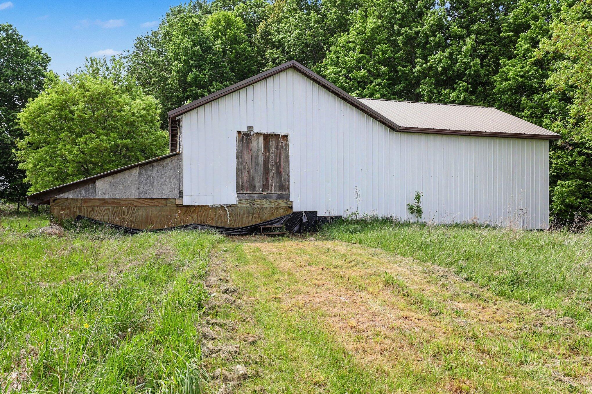 2404 Froede Road Caro, MI 48723 - Photo 34 of 36 033_file_1417