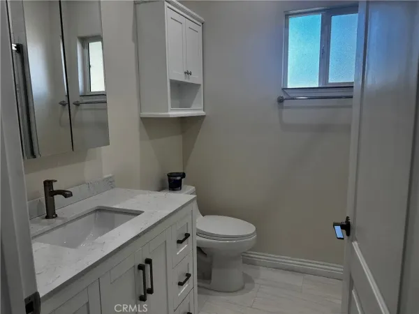 $3,850 | 8644 North Corbin Avenue, Unit N, Northridge, CA 91324