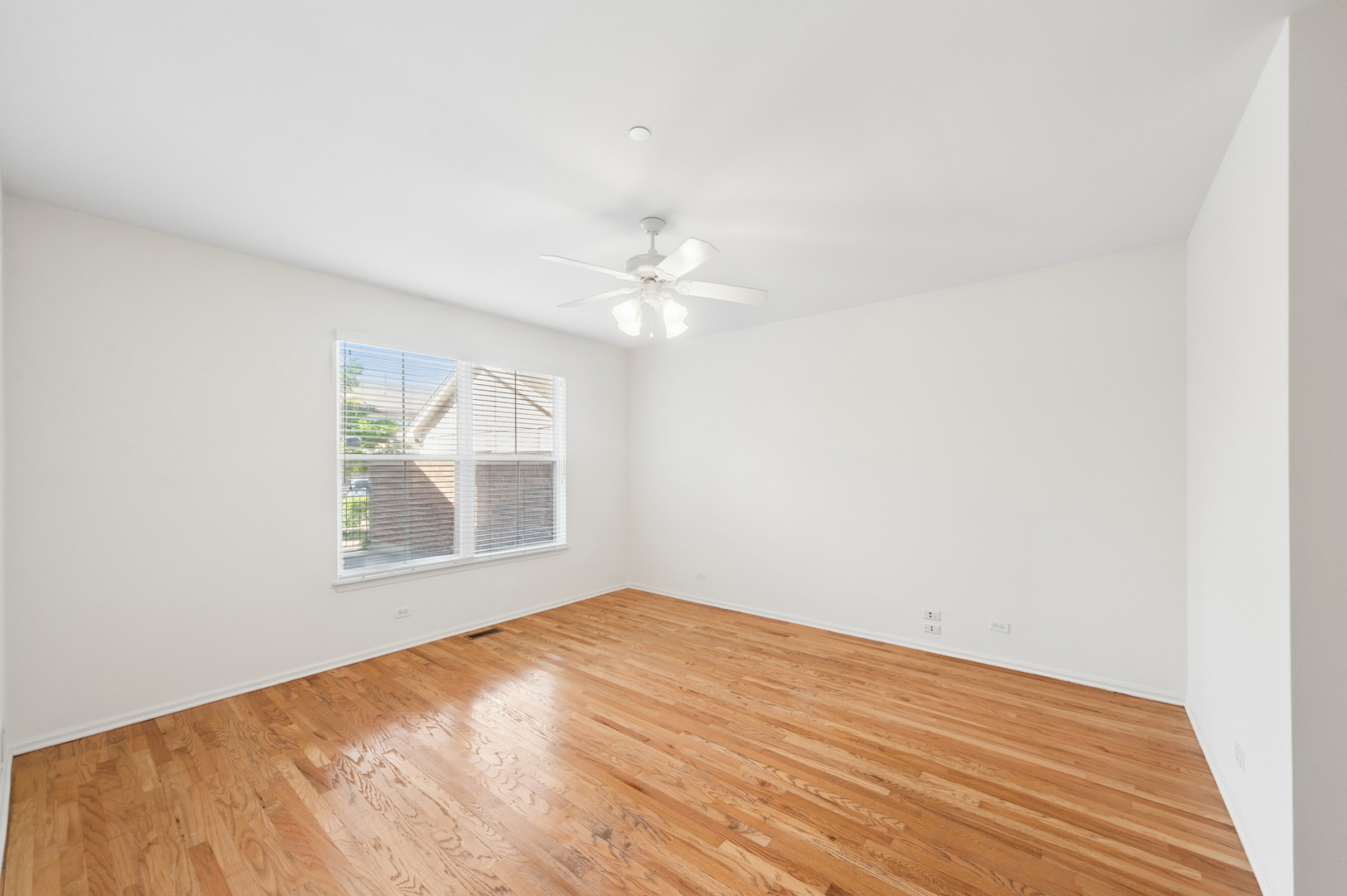 1925 Brentwood Road Northbrook, IL 60062 - Photo 16 of 31