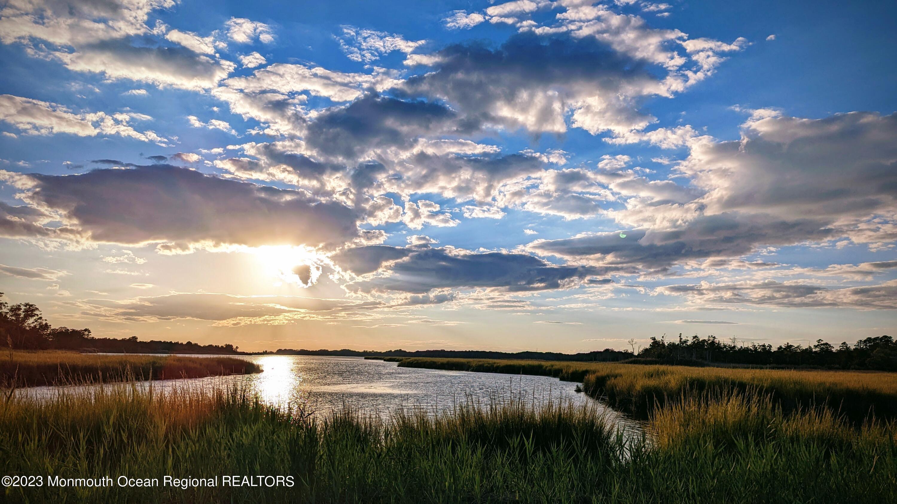 303 Baptist Road Newport, NJ 08345 - Photo 18 of 20 PXL_20220927_220459330-EFFECTS