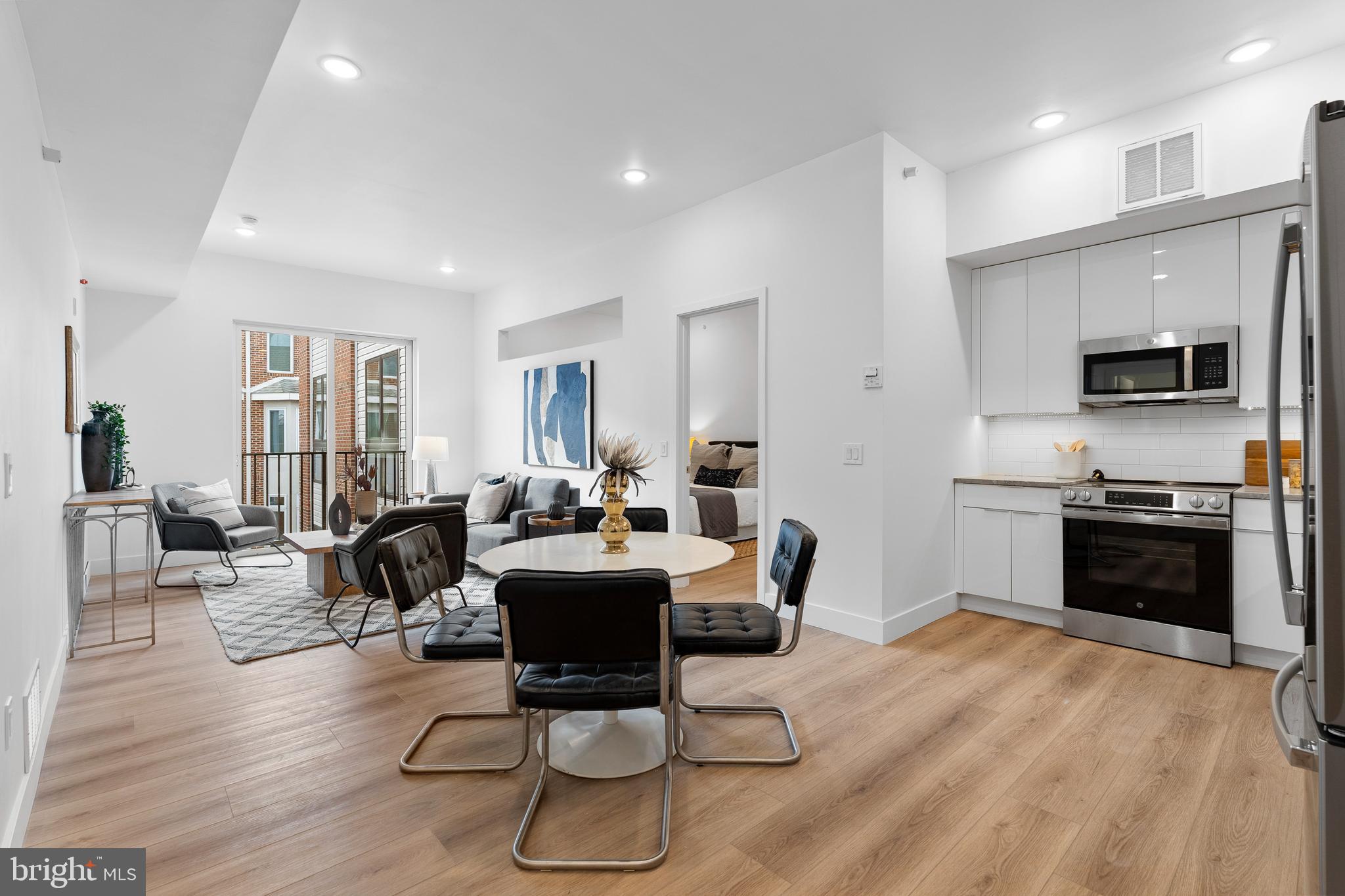 300 Christian Street, Unit 303 Philadelphia, PA 19147 - Photo 2 of 16