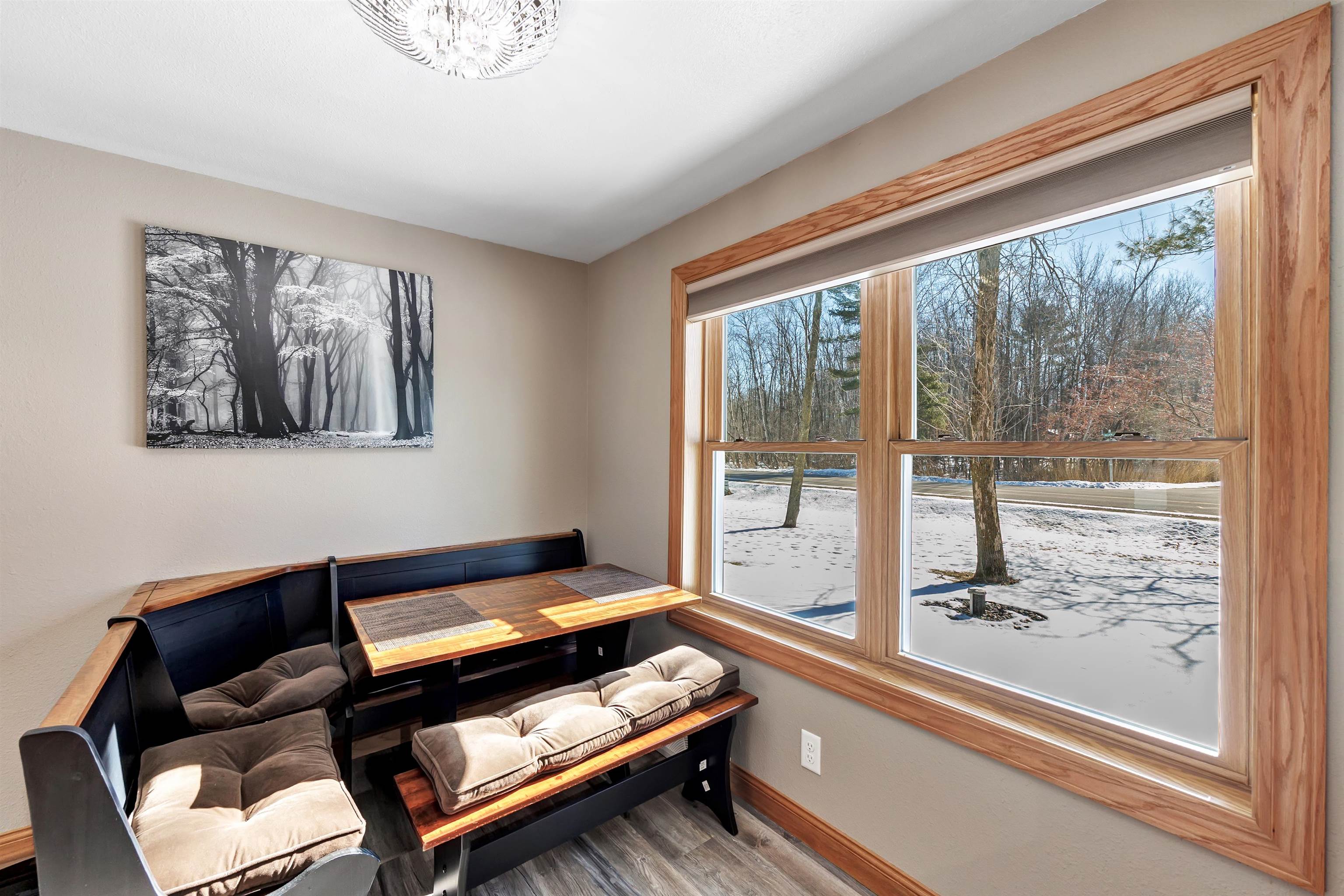 5990 Allen Road Little Suamico, WI 54141 - Photo 9 of 38