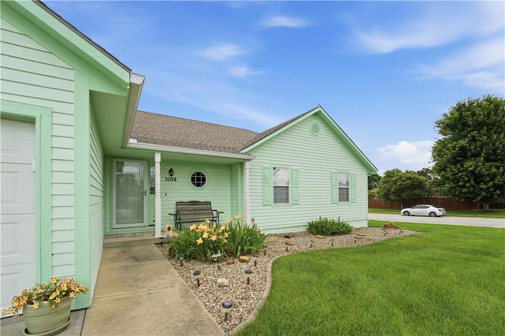 3108 Whistle Road Harrisonville, MO 64701 - Photo 2 of 29
