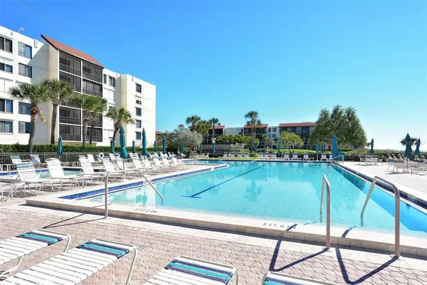 $6,500 | 1945 Gulf Of Mexico Drive, Unit M2402, Longboat Key, FL 34228