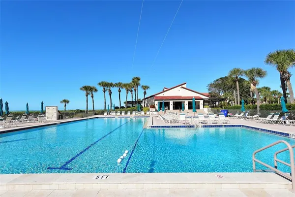 $6,500 | 1945 Gulf Of Mexico Drive, Unit M2402, Longboat Key, FL 34228
