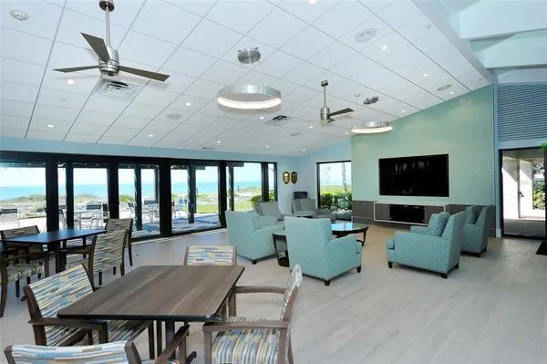 $6,500 | 1945 Gulf Of Mexico Drive, Unit M2402, Longboat Key, FL 34228