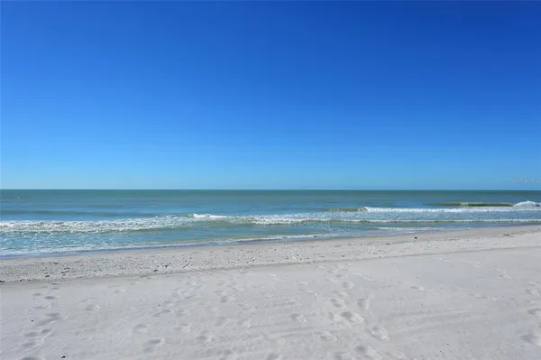 $6,500 | 1945 Gulf Of Mexico Drive, Unit M2402, Longboat Key, FL 34228