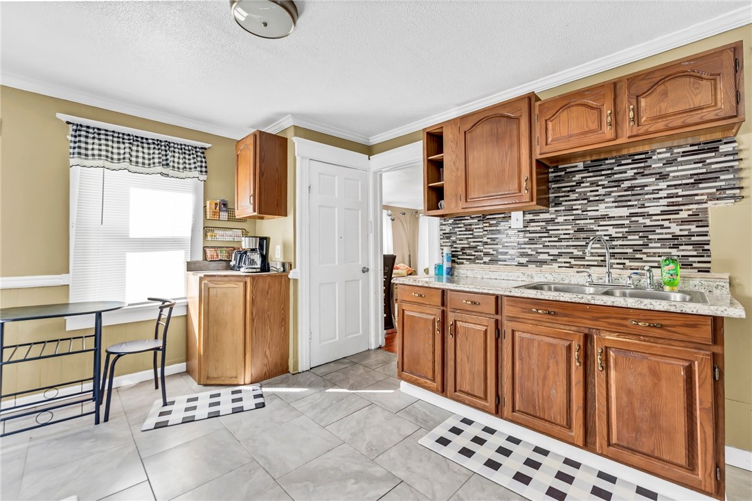 22 Princeton Street Rochester, NY 14605 - Photo 14 of 39