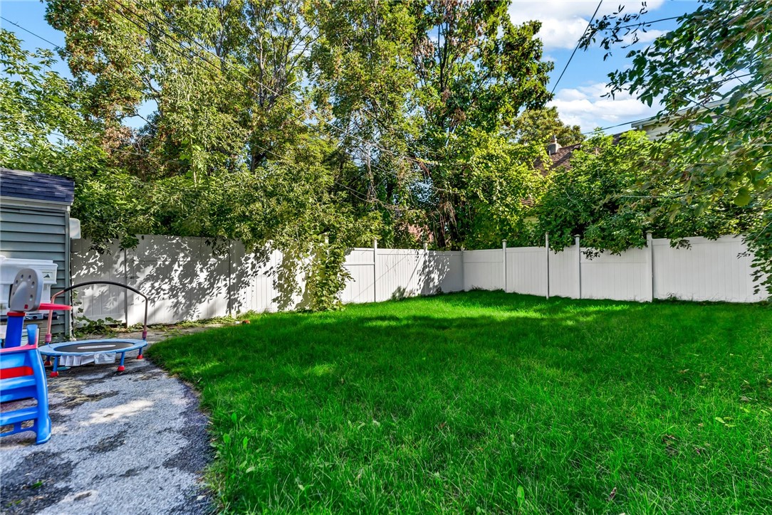 22 Princeton Street Rochester, NY 14605 - Photo 35 of 39