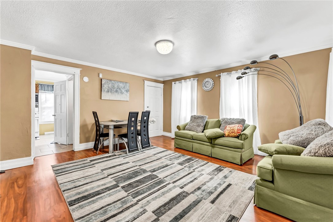 22 Princeton Street Rochester, NY 14605 - Photo 4 of 39