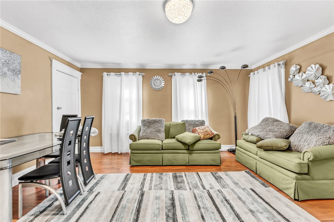 22 Princeton Street Rochester, NY 14605 - Photo 5 of 39