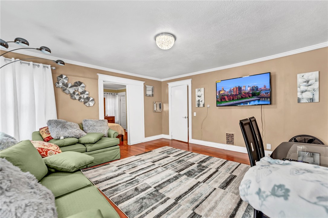 22 Princeton Street Rochester, NY 14605 - Photo 6 of 39