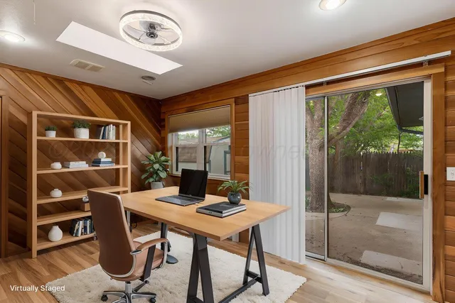 $320,000 | 2607 15th Avenue, Canyon, TX 79015