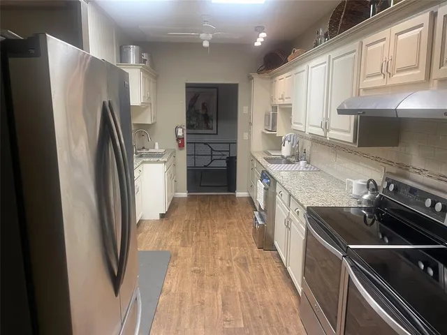 $169,000 | 7228 West Oakridge Circle, Unit 7228, Lake Worth, FL 33462