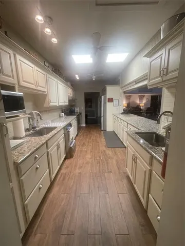 $169,000 | 7228 West Oakridge Circle, Unit 7228, Lake Worth, FL 33462