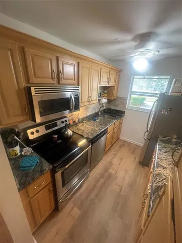 $169,000 | 7228 West Oakridge Circle, Unit 7228, Lake Worth, FL 33462