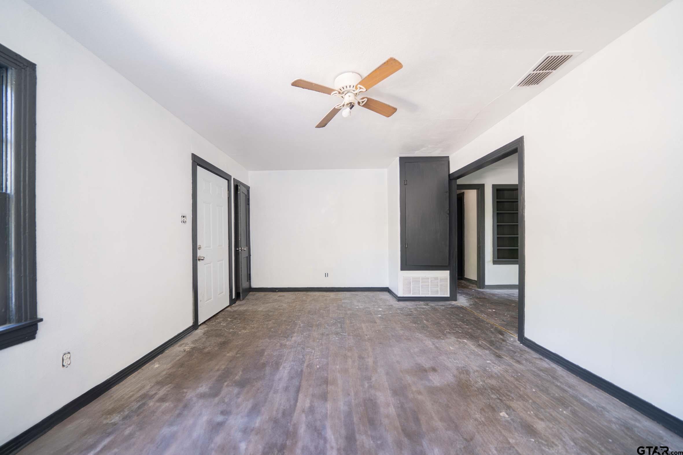 706-708 Ridgelea Avenue Longview, TX 75602 - Photo 4 of 16