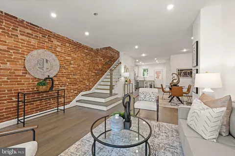 $835,000 | 758 Gresham Place Northwest, Washington, DC 20001