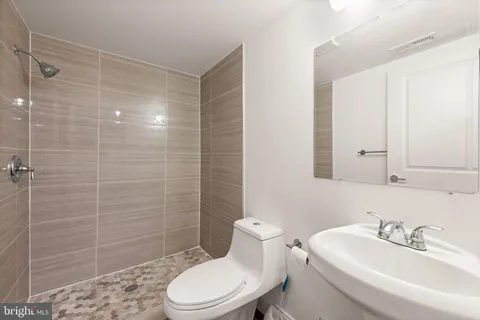 $835,000 | 758 Gresham Place Northwest, Washington, DC 20001