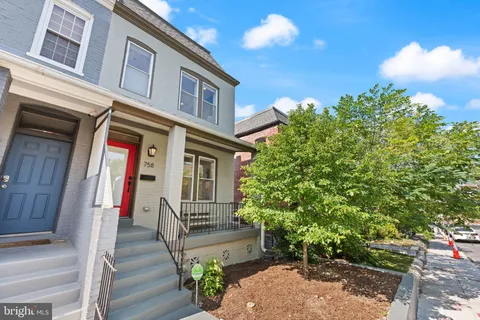 $835,000 | 758 Gresham Place Northwest, Washington, DC 20001