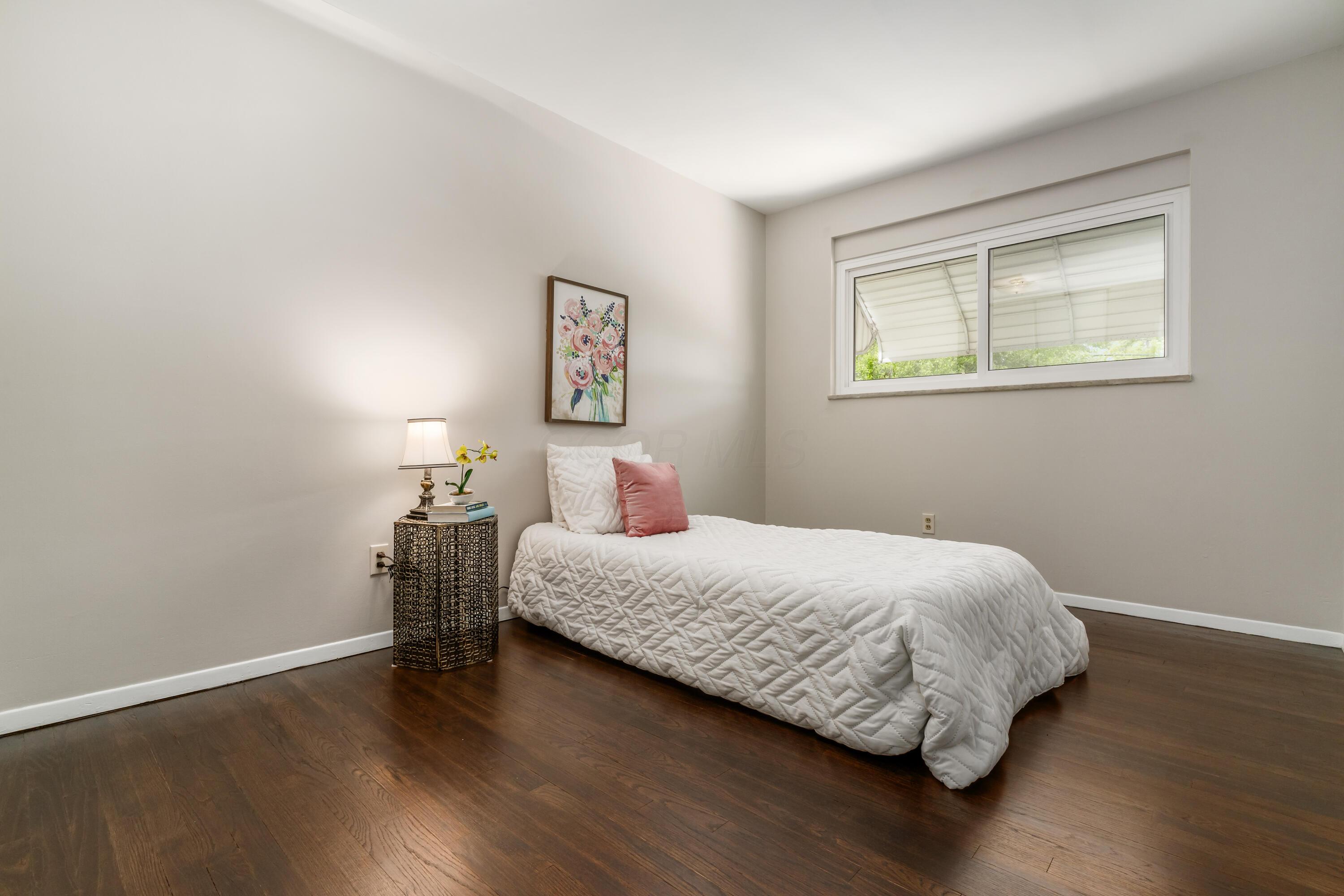 1276 Bryson Road Columbus, OH 43224 - Photo 25 of 49 S_-_1276_Bryson_Rd_-_069