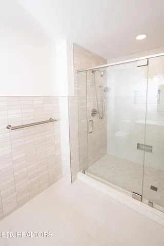 $842,400 | 455 Willow Avenue, Unit 301, Knoxville, TN 37915